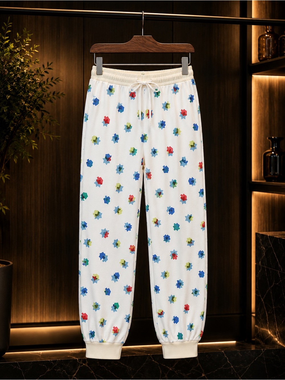 Hanna Andersson Cream Joggers with Multicolor Star Print (organic cotton)